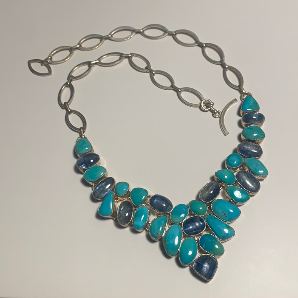 Blue chunky necklace